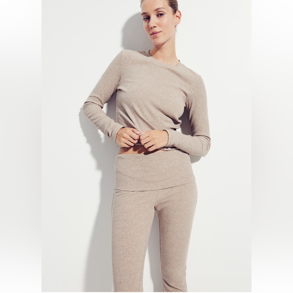 Maternity before and after ribbed pants